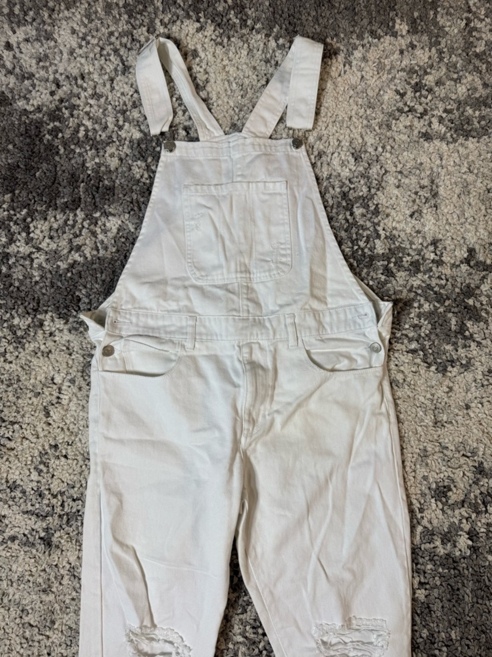 Forever 21Men, Men’s White Distressed Denim Jogger Pants Overalls, US Size: 32